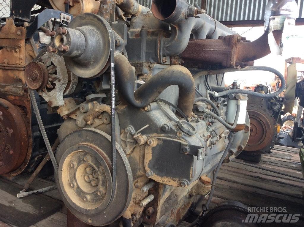 Renault 133-54 Motorok