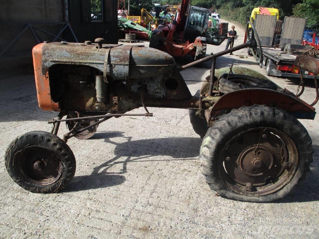 Allis-Chalmers B Traktorok