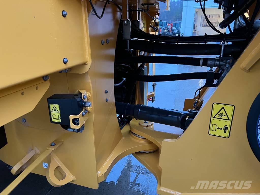 Volvo L 220 H Gumikerekes homlokrakodók