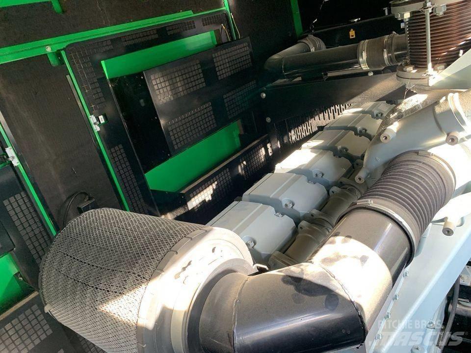 Mitsubishi 765 KVA Dízel áramfejlesztők