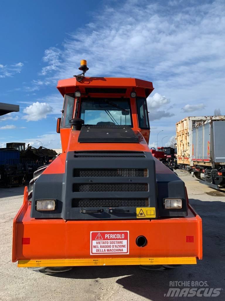 Dynapac CA 612 Hengerek