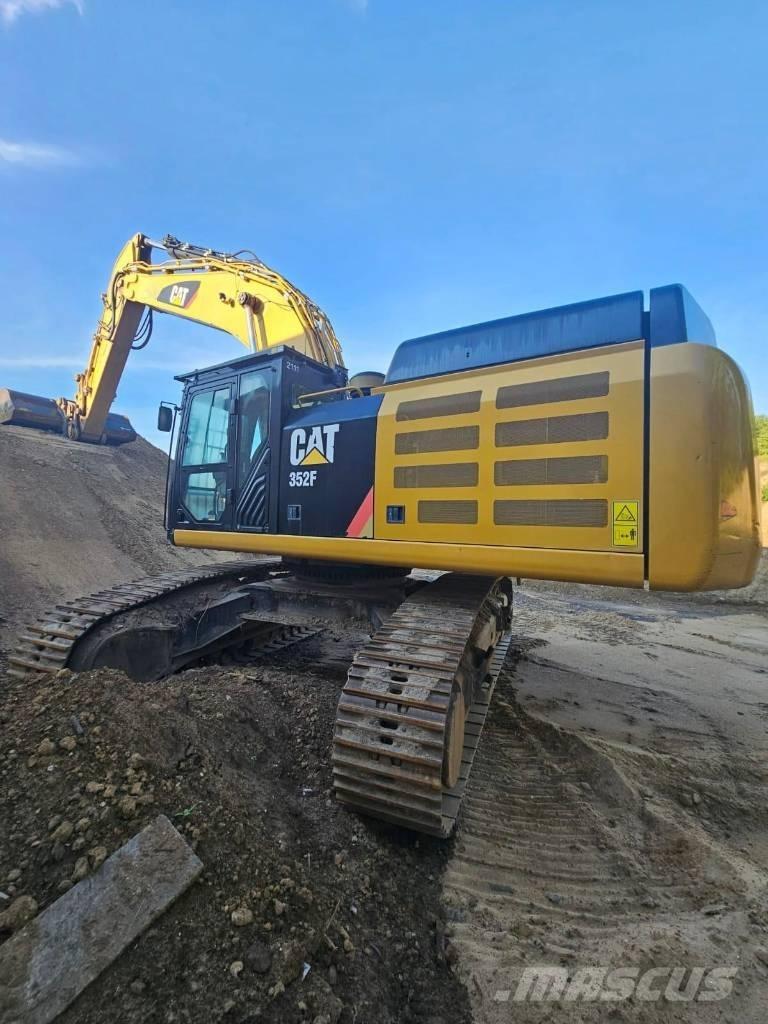 CAT 352 F Lánctalpas kotrók