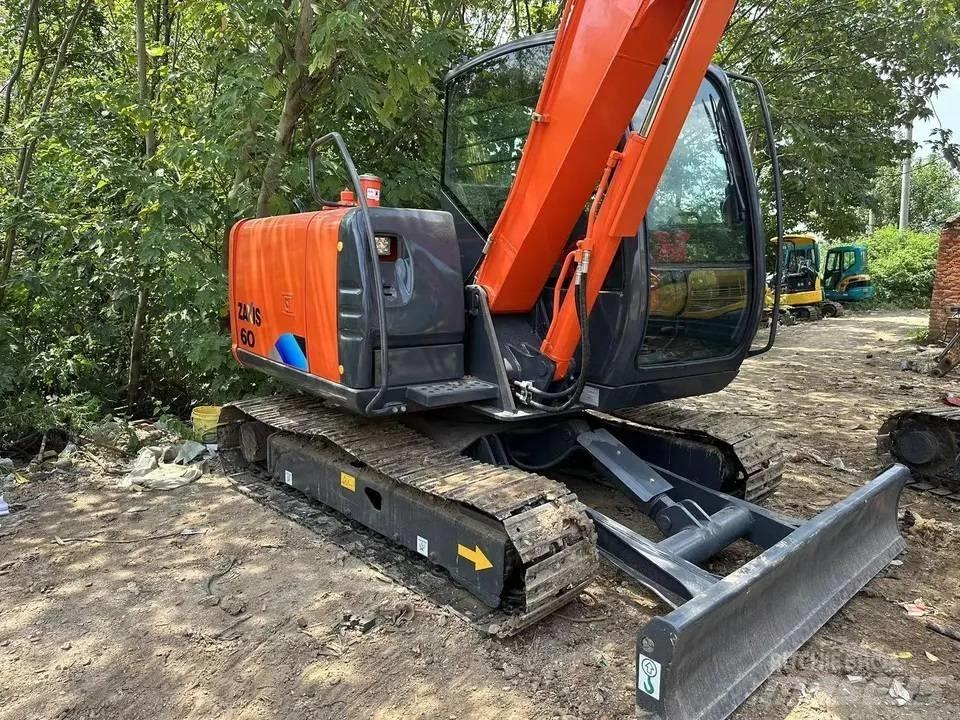 Hitachi ZX60 Mini kotrók < 7t