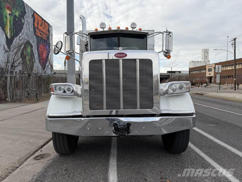 Peterbilt 367 Billenő teherautók