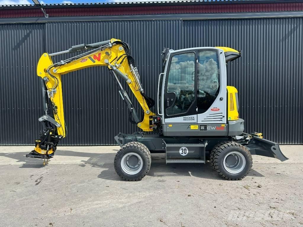 Wacker Neuson EW 65 Gumikerekes kotrók