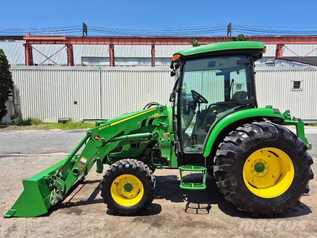 John Deere 4044 R Traktorok