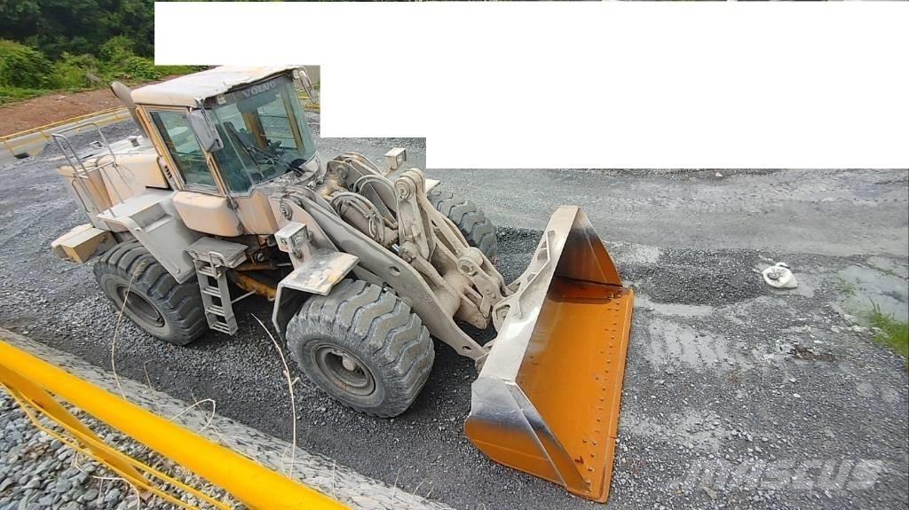 Volvo L 150 E Gumikerekes homlokrakodók
