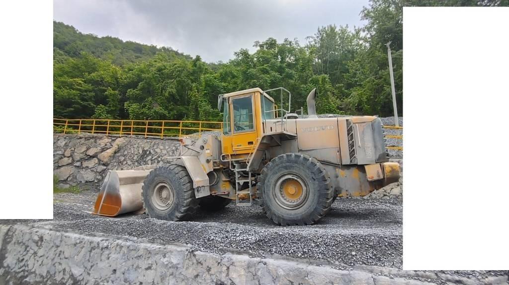 Volvo L 150 E Gumikerekes homlokrakodók