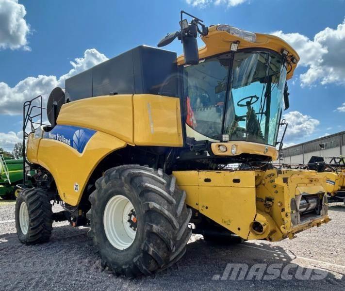 New Holland CR 980 Kombájnok