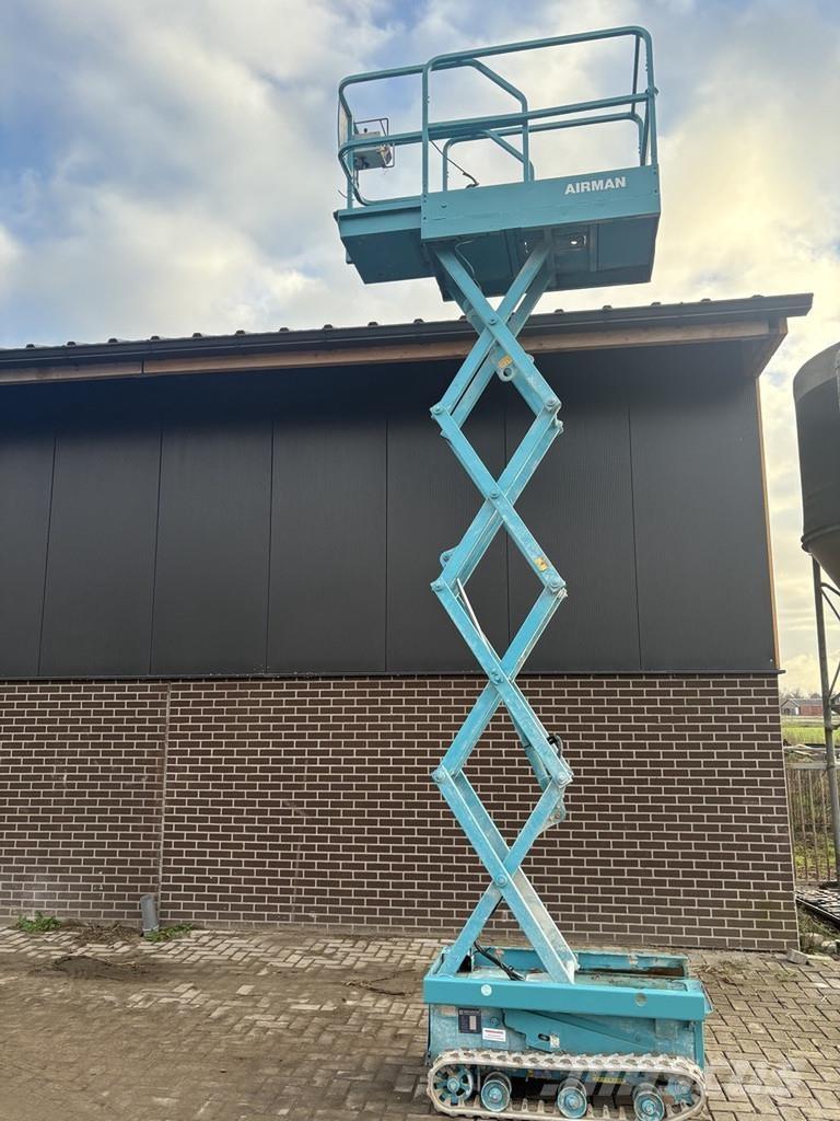 Airman Encl045 Egyéb felvonók és állványok