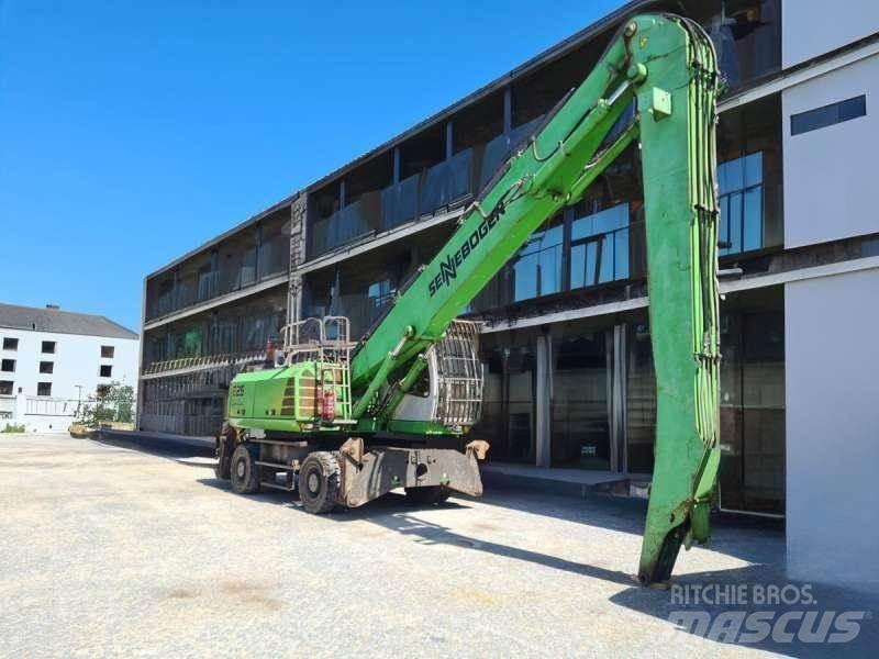 Sennebogen 825 Hulladékkezelő gépek