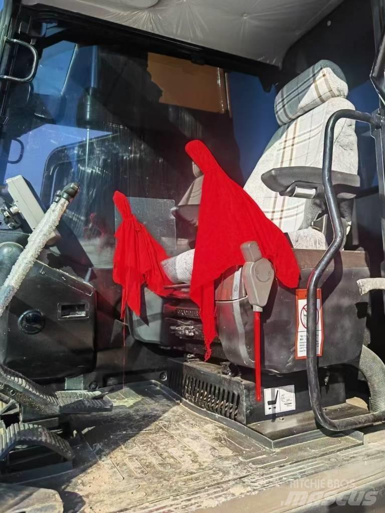 Sany 235C Lánctalpas kotrók
