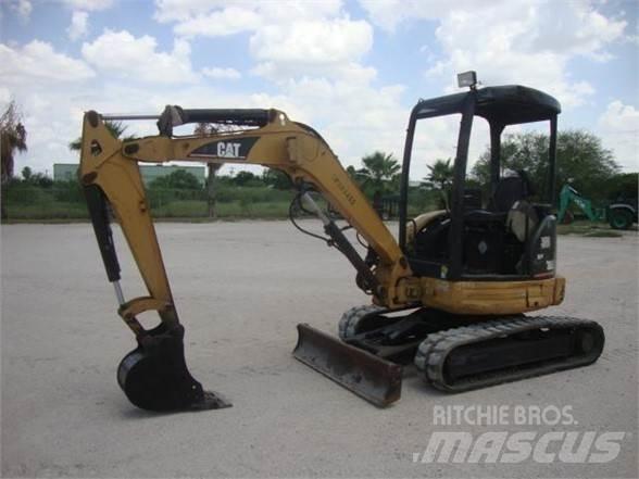 CAT 303CR Mini kotrók < 7t