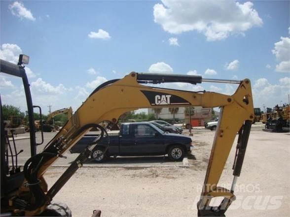 CAT 303CR Mini kotrók < 7t