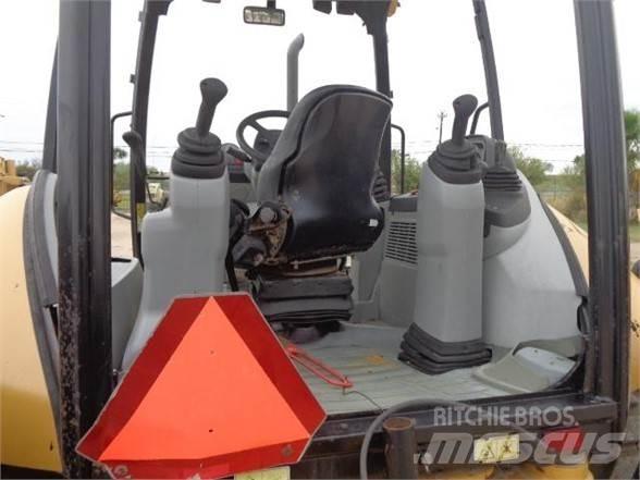 CAT 420F Kotrórakodók