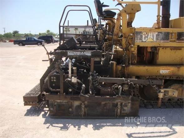 CAT AP-1050B Aszfalt terítõ gépek