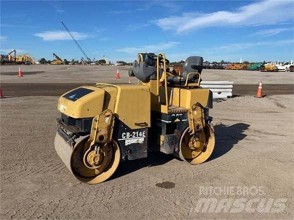 CAT CB-214E Egydobos hengerek