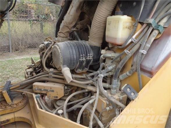 CAT CB-534DXW Egydobos hengerek