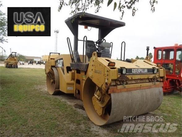 CAT CB-534DXW Egydobos hengerek