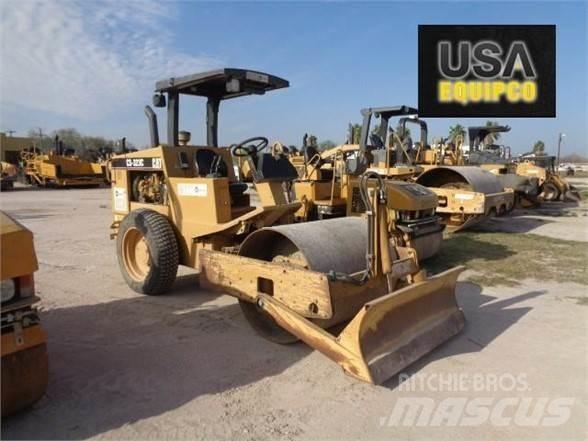 CAT CS-323C Egydobos hengerek