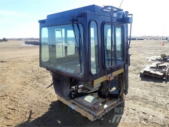 CAT D6R Vezetőfülke és belső tartozékok