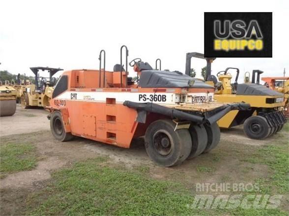 CAT PS-360B Pneumatikus kerekes hengerek