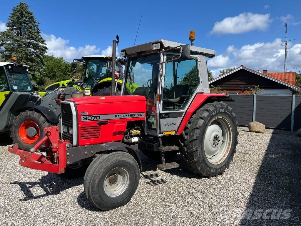 Massey Ferguson 3070 Traktorok