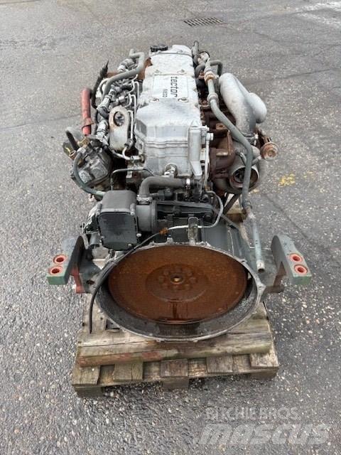 Iveco F4AE0681B Motorok