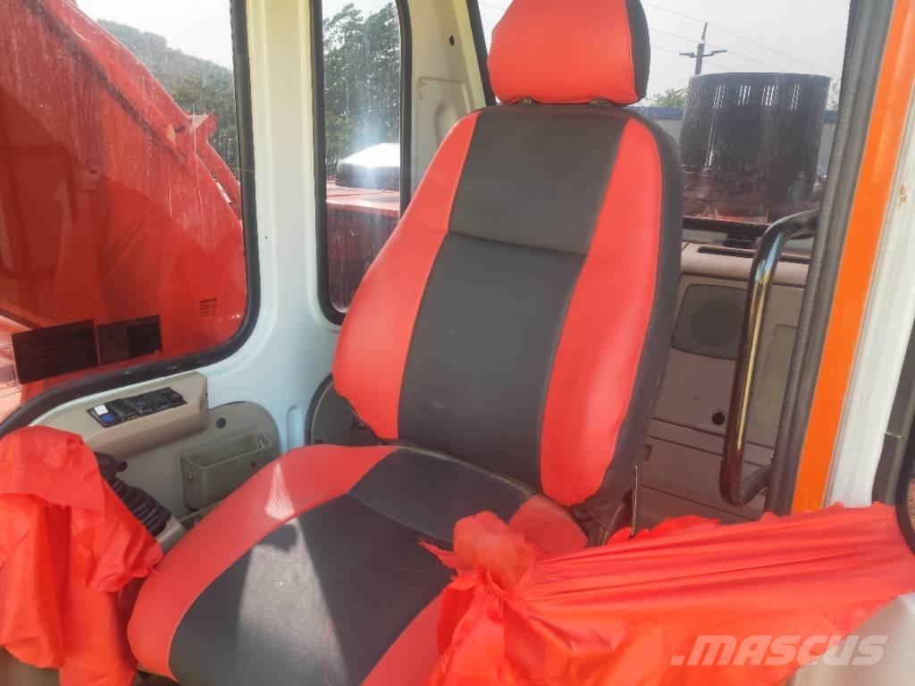 Doosan DH220LC-7 Lánctalpas kotrók