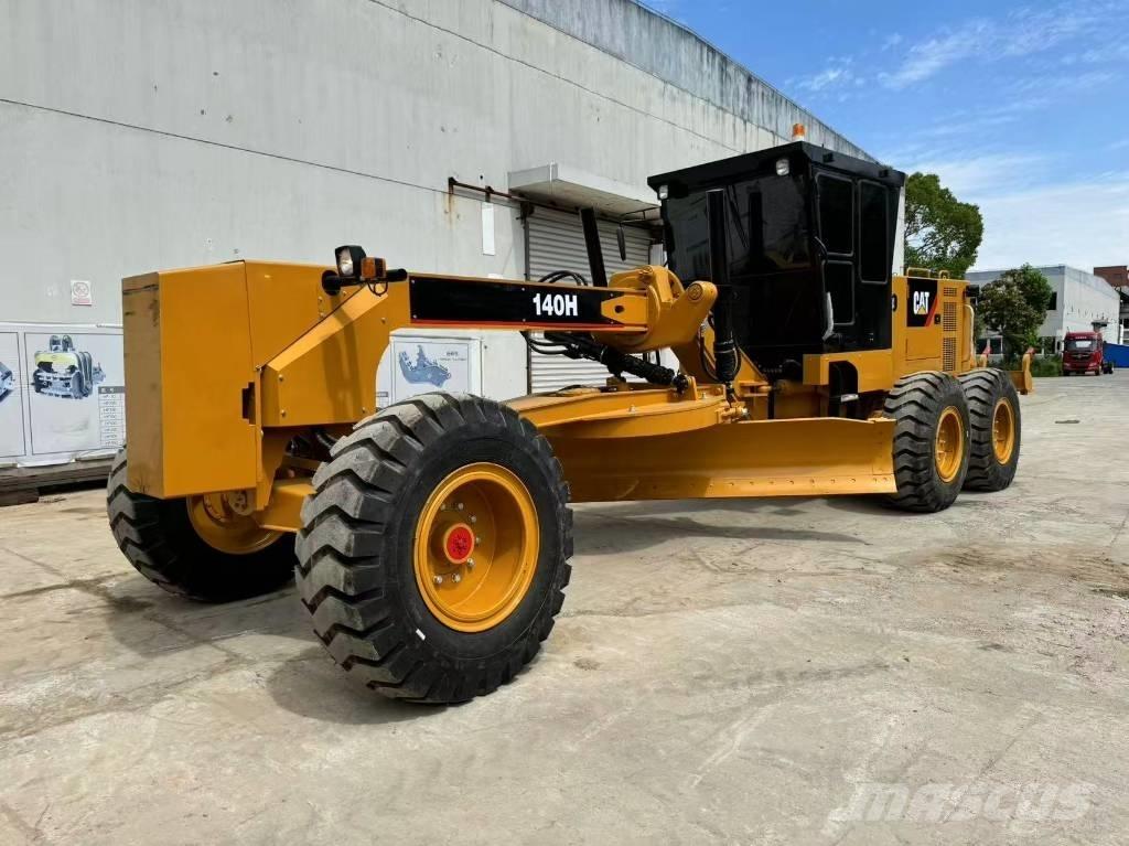 CAT 140H Gréderek
