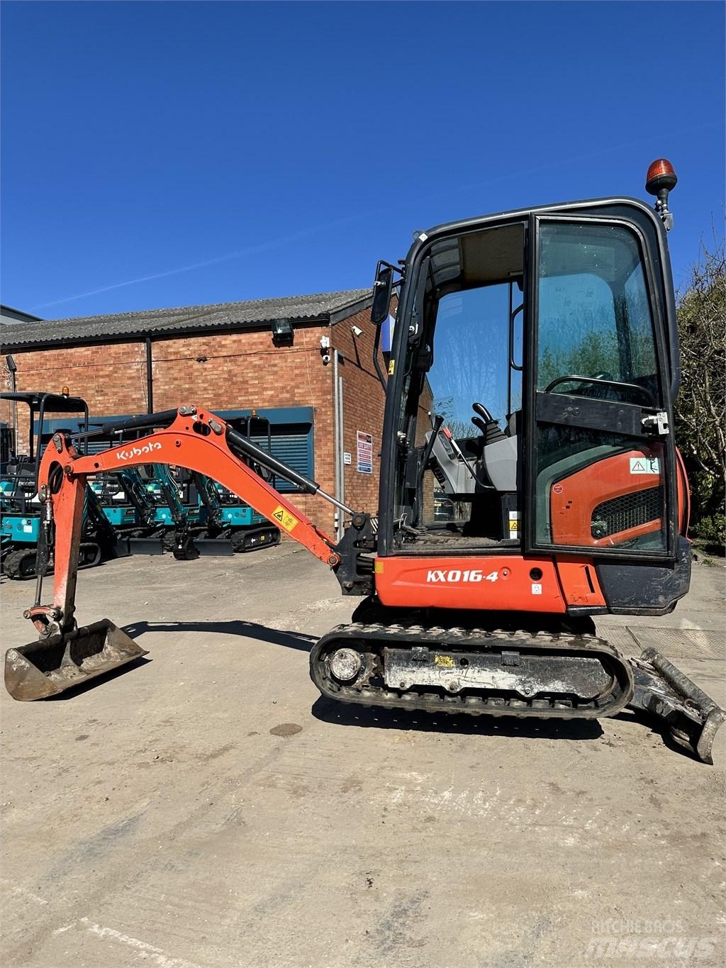 Kubota KX 016-4 Mini kotrók < 7t