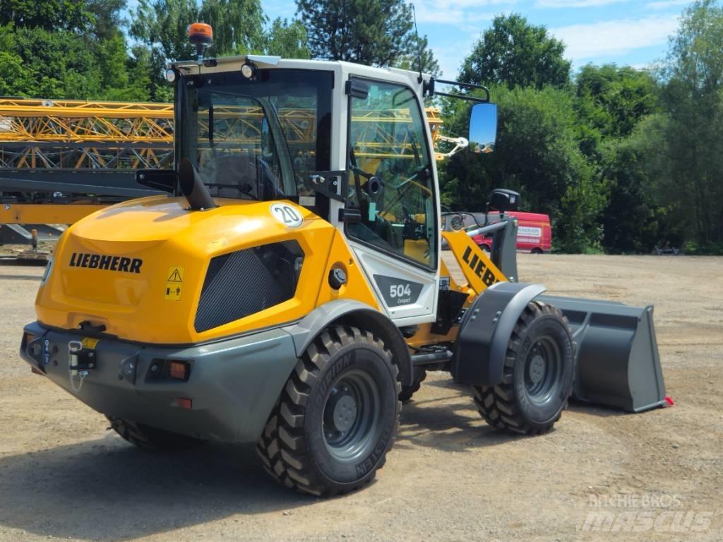 Liebherr L 504 Gumikerekes homlokrakodók