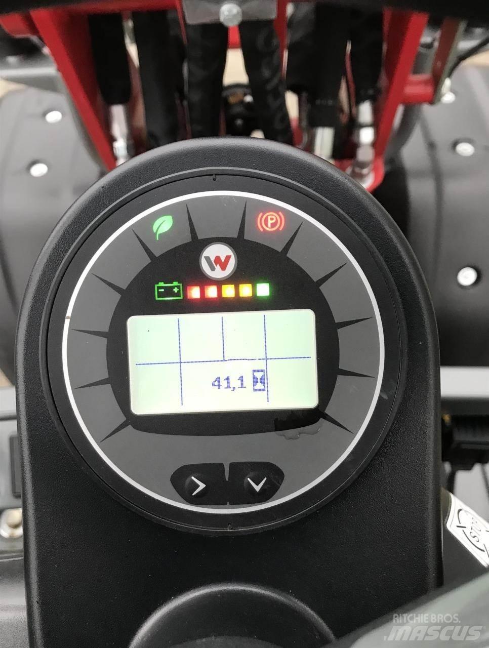 Weidemann 1190e Gumikerekes homlokrakodók