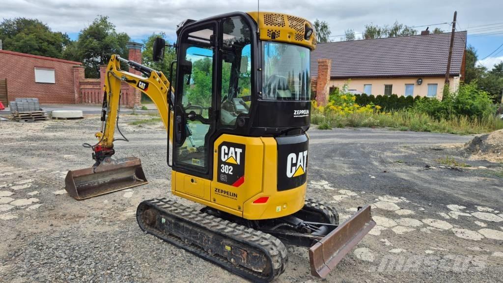 CAT 302 CR Mini kotrók < 7t