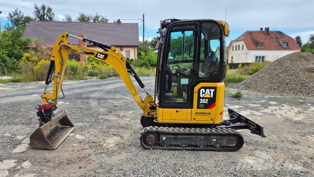 CAT 302 CR Mini kotrók < 7t
