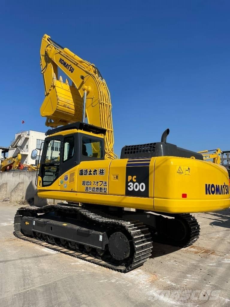 Komatsu PC 300-7 Lánctalpas kotrók