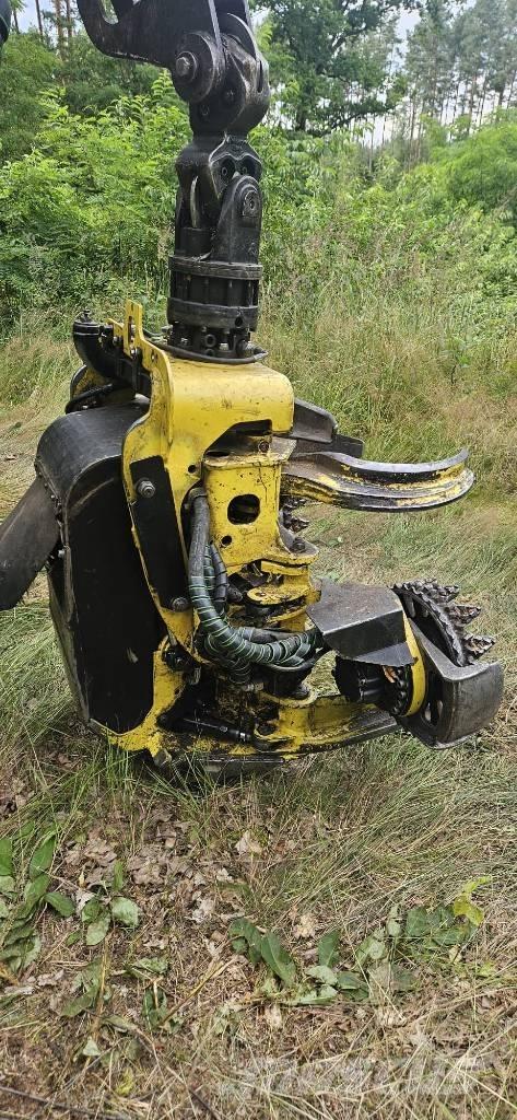 John Deere 1070e Betakarítók