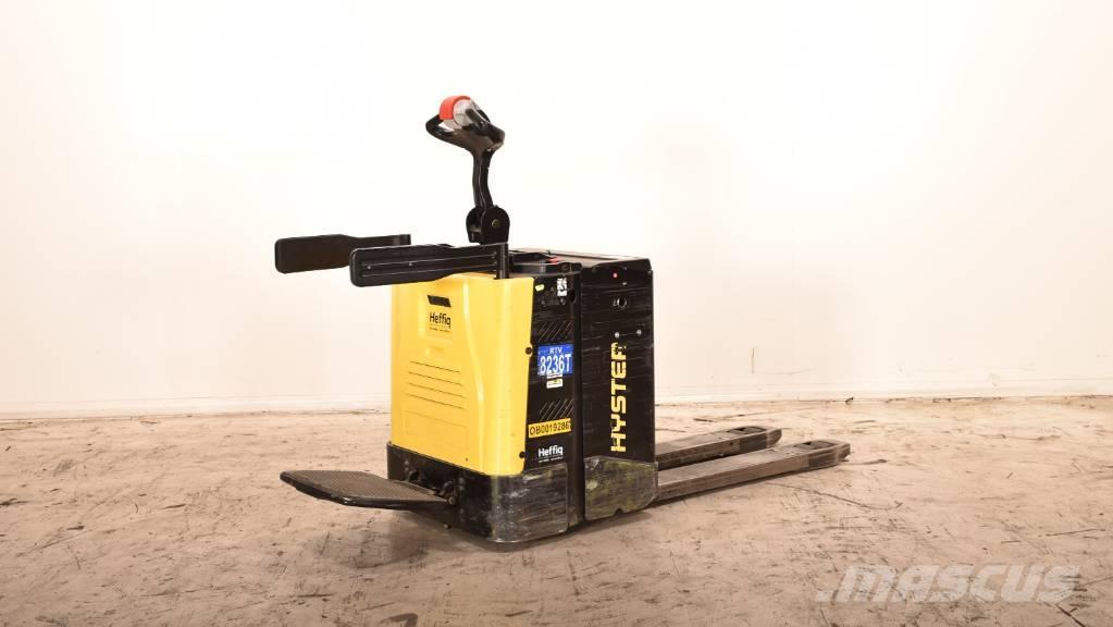 Hyster P 2.0 S Vezetőállásos alacsony emelőkocsi