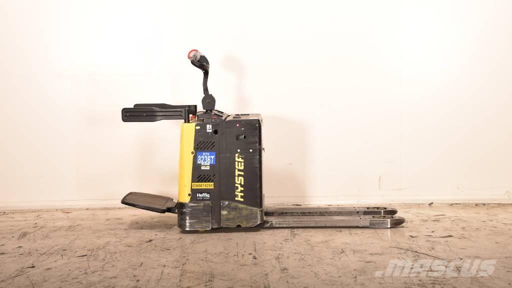 Hyster P 2.0 S Vezetőállásos alacsony emelőkocsi
