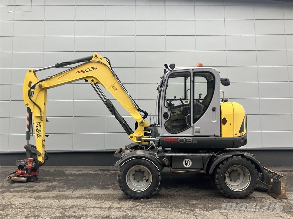 Wacker Neuson 9503 Gumikerekes kotrók
