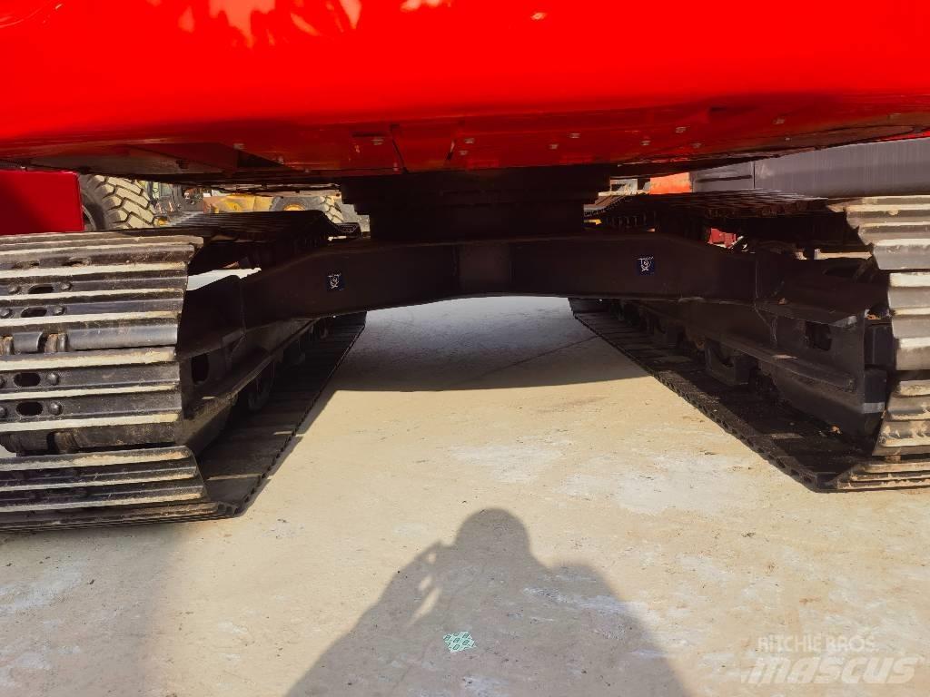 Doosan DX 140 Lánctalpas kotrók
