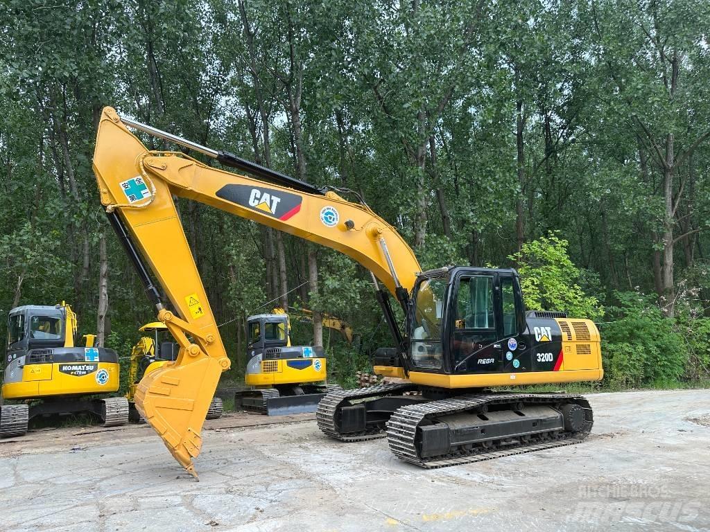 CAT 320D Lánctalpas kotrók