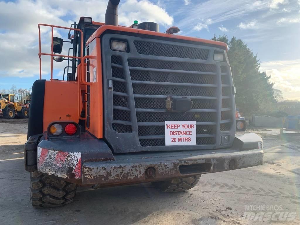Doosan DL 450-5 Gumikerekes homlokrakodók