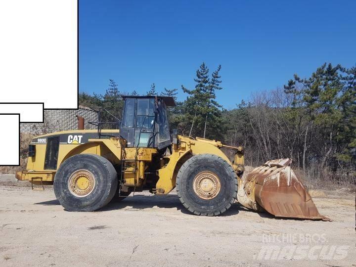 CAT 980 G Gumikerekes homlokrakodók