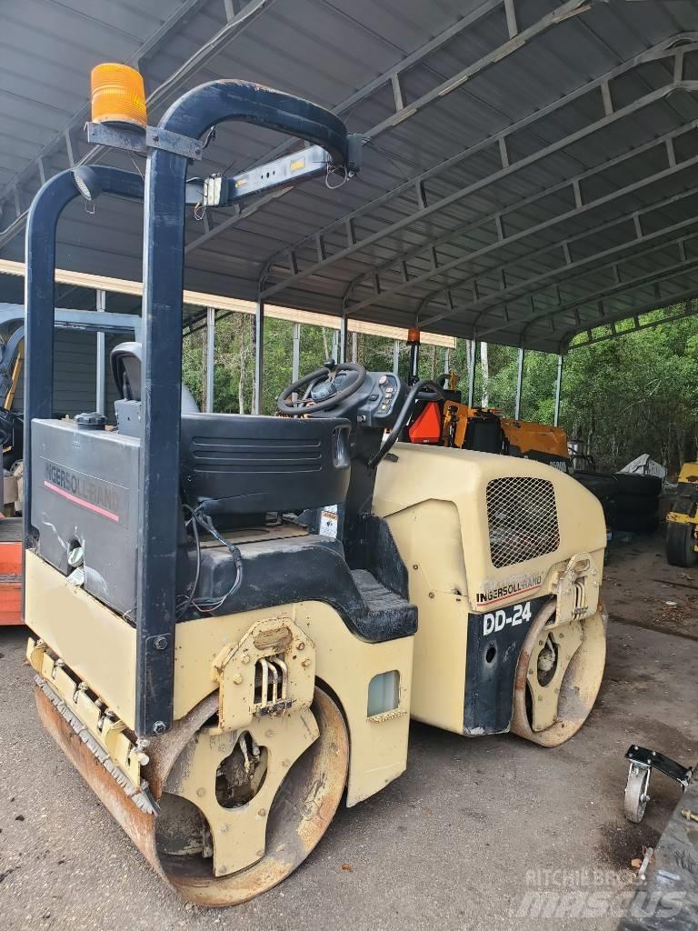 Ingersoll Rand DD 24 Ikerdobos hengerek