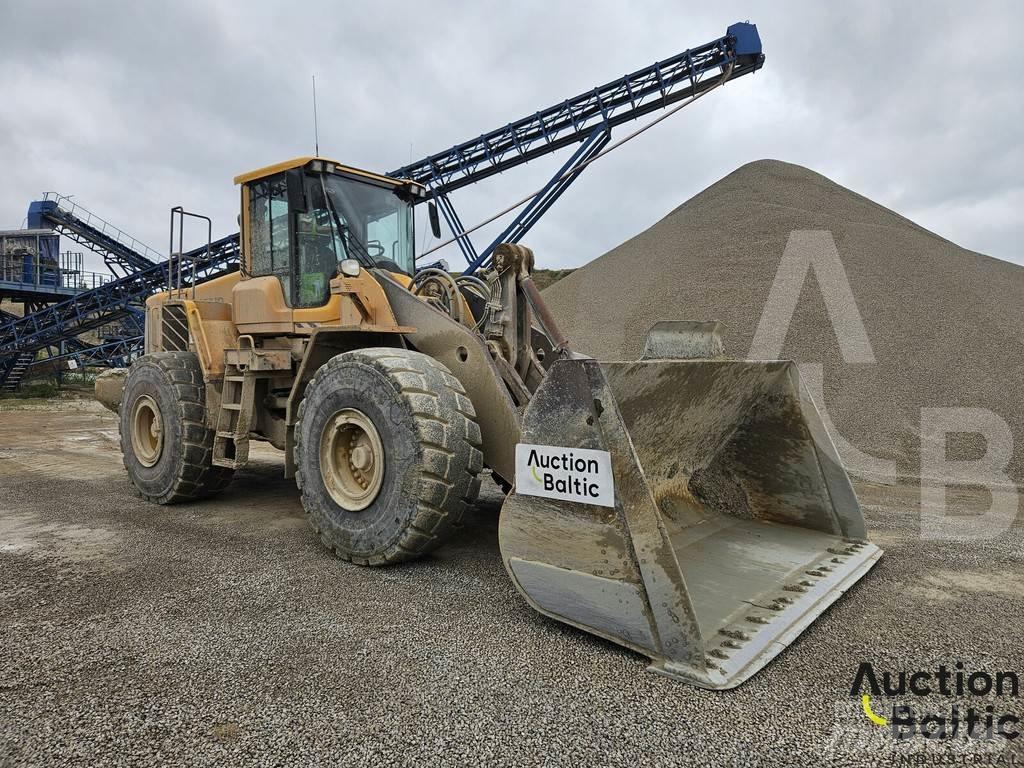 Volvo L 180 F Gumikerekes homlokrakodók