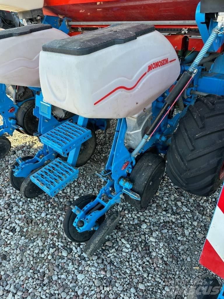 Monosem NG PLUS 8 Precíziós vetőgépek