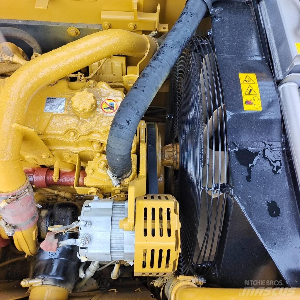 CAT 320 D Lánctalpas kotrók