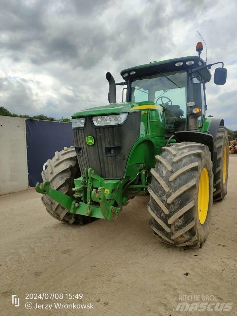 John Deere 7260 R Traktorok