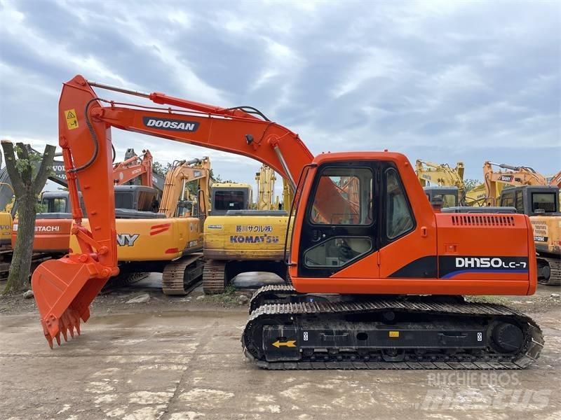 Doosan DH 150 Lánctalpas kotrók